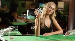 oppatoto 125 Macau Pools betting interface with live dealer stream
